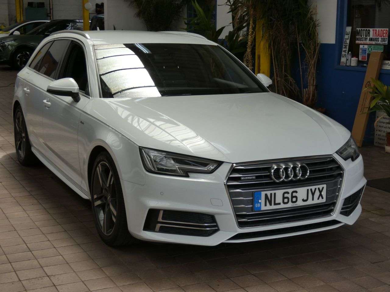 2016 AUDI A4 AVANT 2016 AUDI A4 AVANT