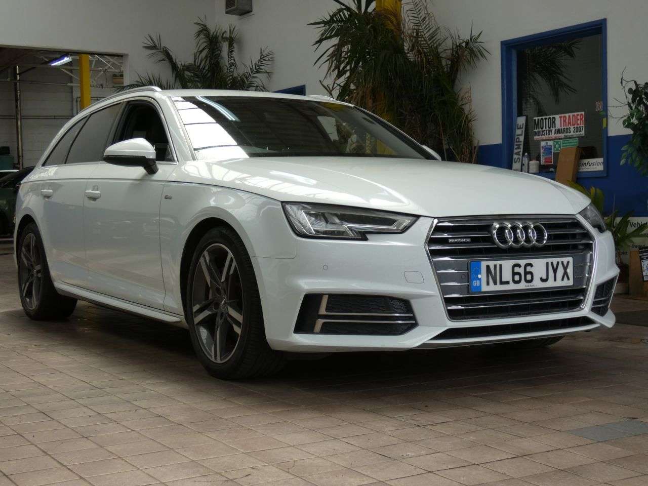 2016 AUDI A4 AVANT 2016 AUDI A4 AVANT