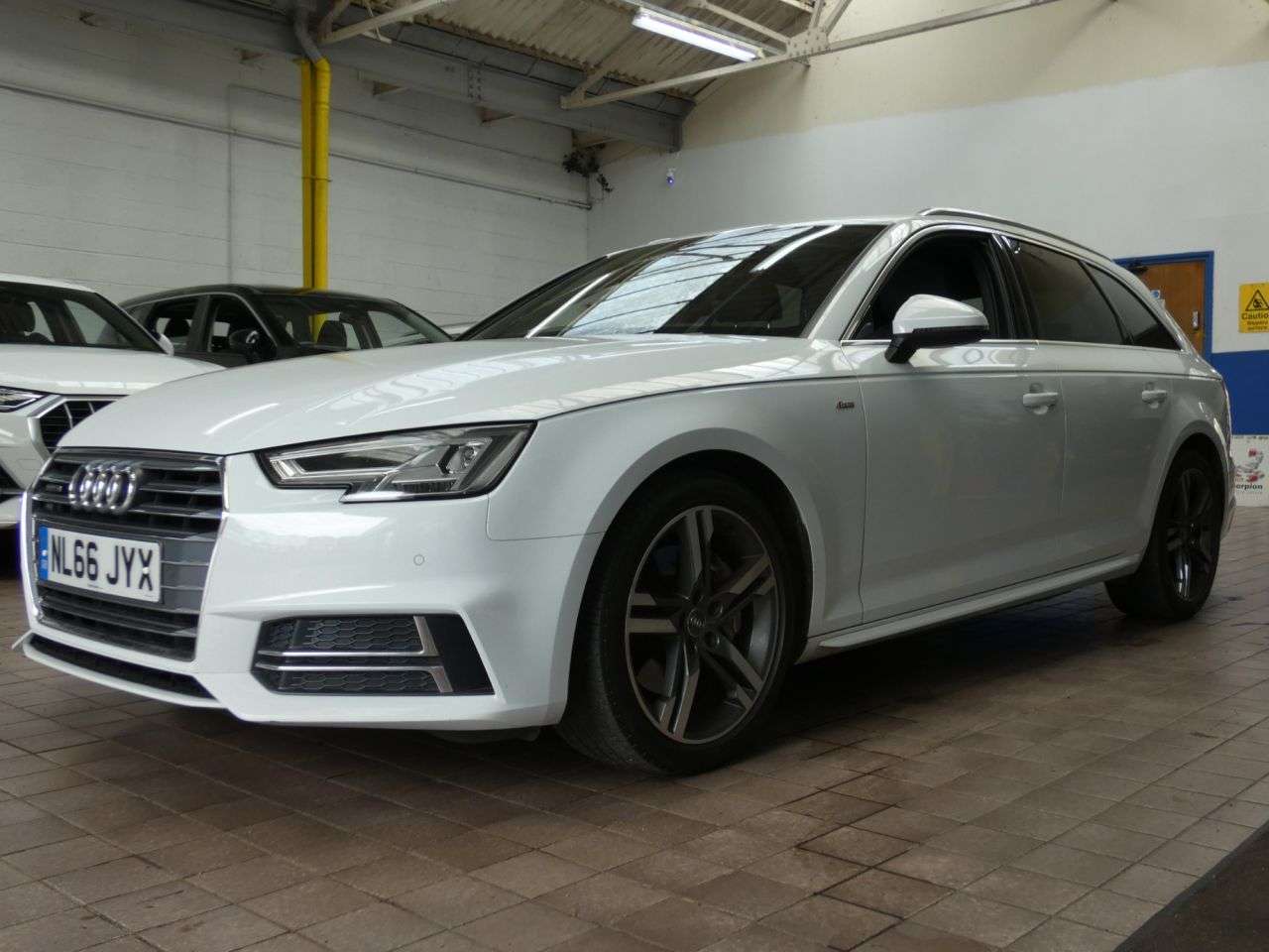 2016 AUDI A4 AVANT 2016 AUDI A4 AVANT