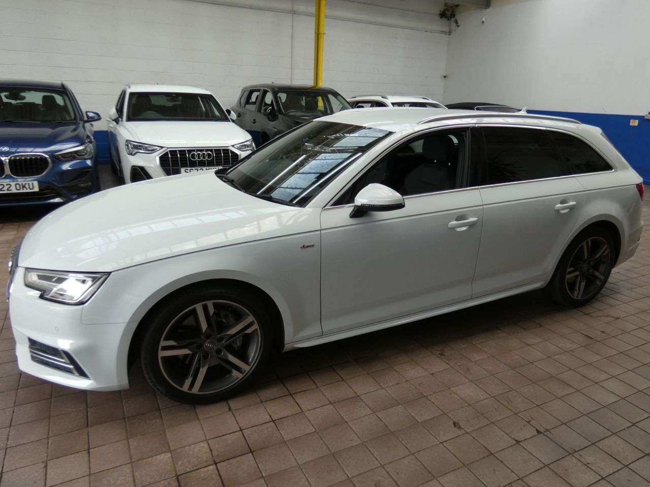 2016 AUDI A4 AVANT 2016 AUDI A4 AVANT