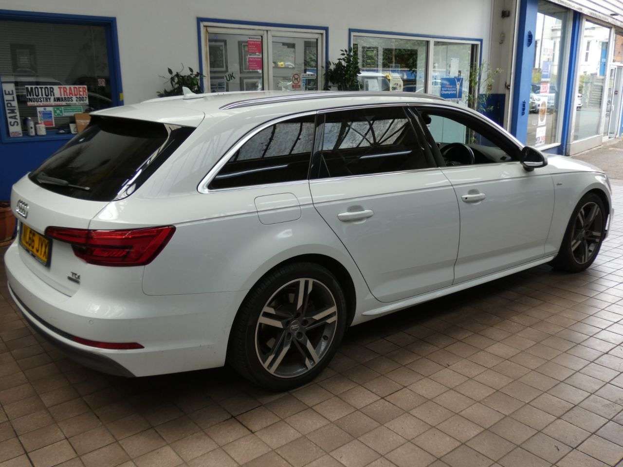 2016 AUDI A4 AVANT 2016 AUDI A4 AVANT