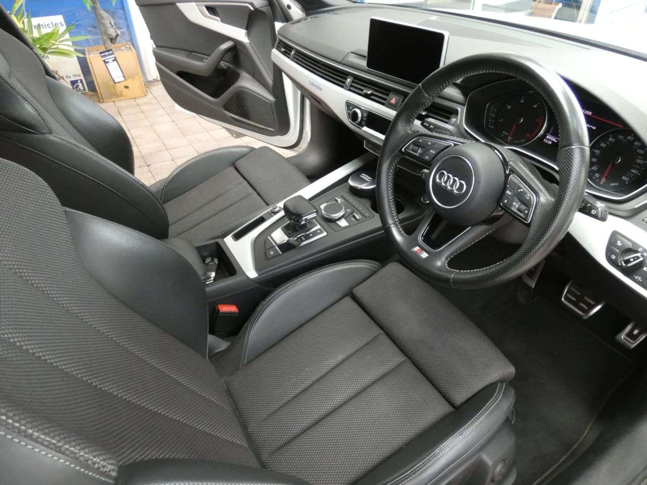 2016 AUDI A4 AVANT 2016 AUDI A4 AVANT