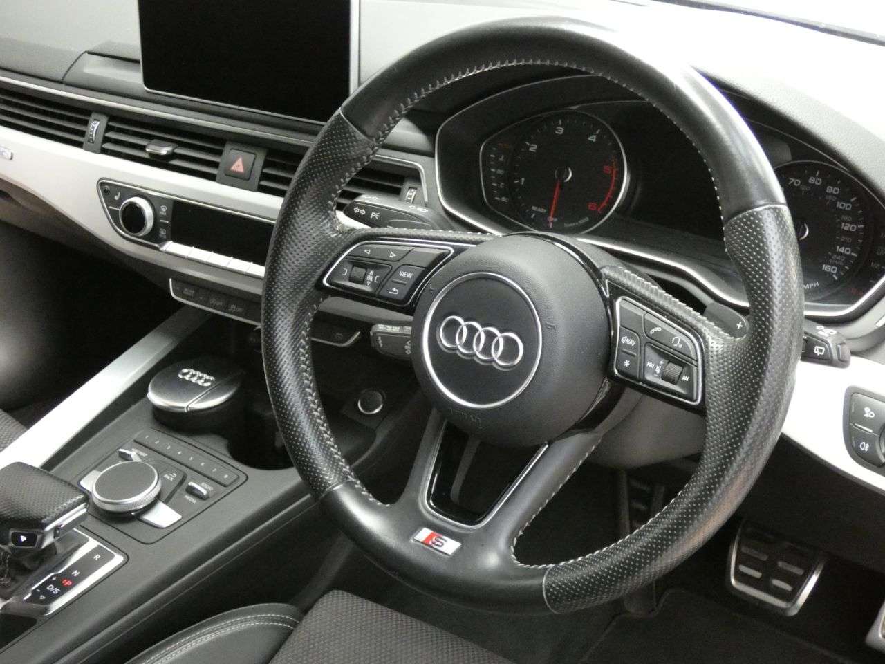 2016 AUDI A4 AVANT 2016 AUDI A4 AVANT