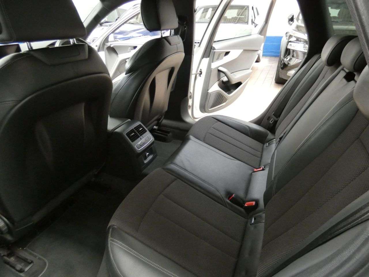 2016 AUDI A4 AVANT 2016 AUDI A4 AVANT