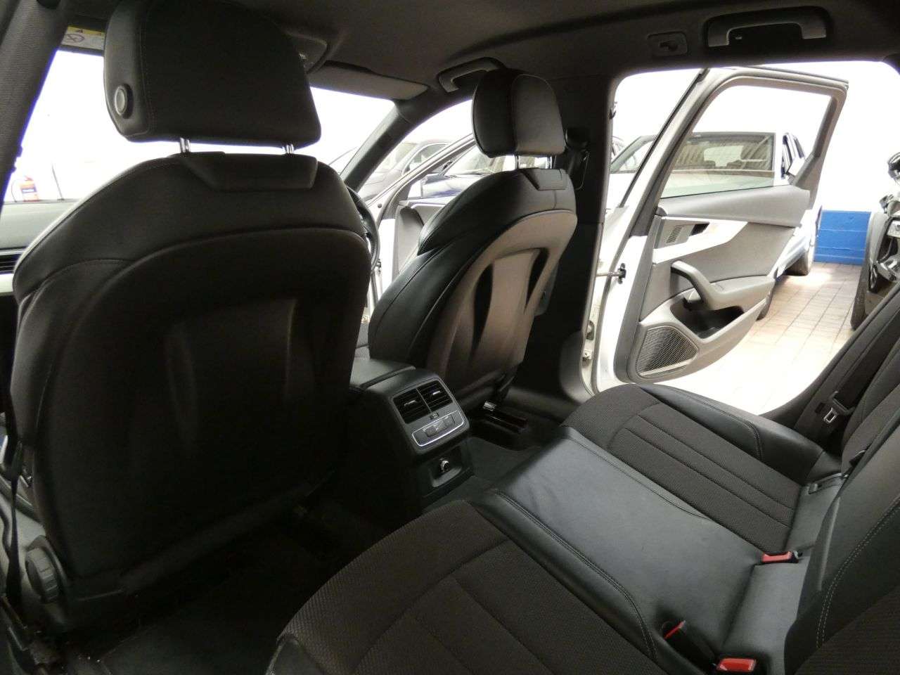 2016 AUDI A4 AVANT 2016 AUDI A4 AVANT