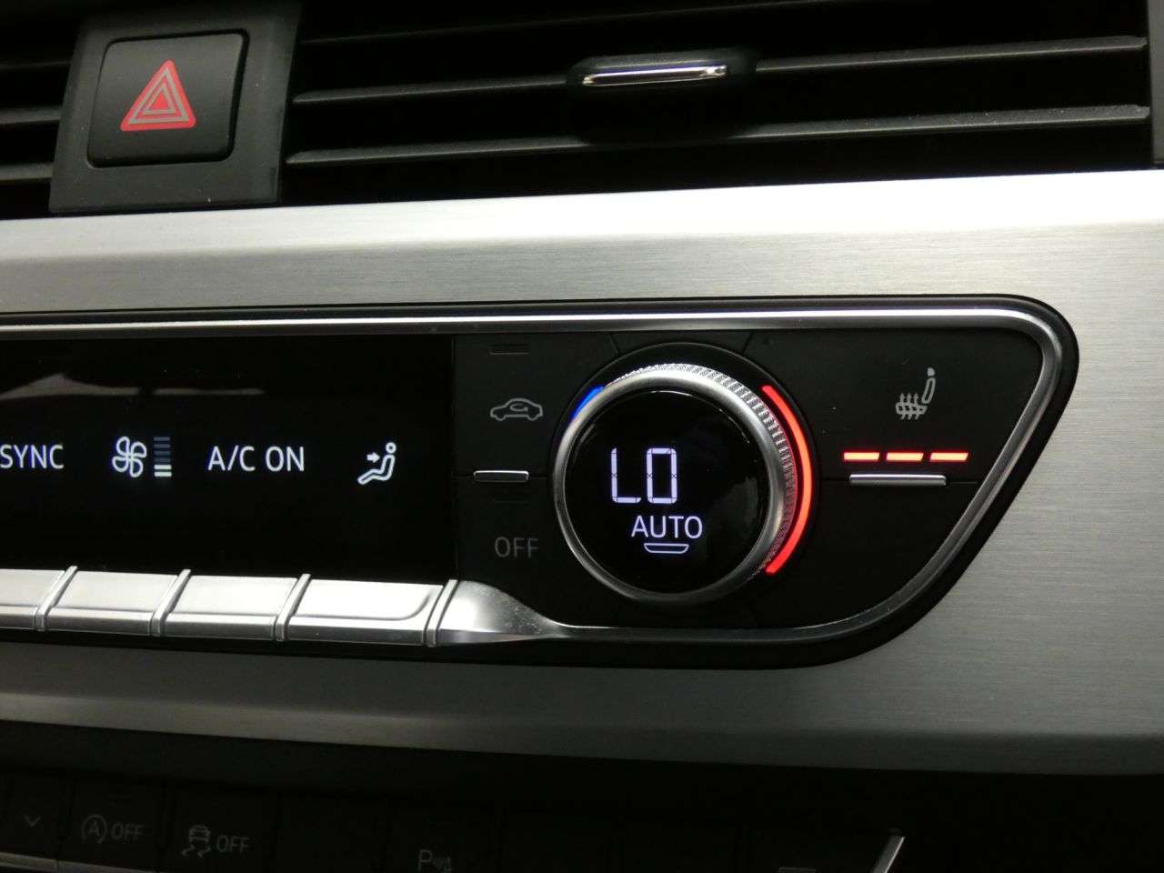 2016 AUDI A4 AVANT 2016 AUDI A4 AVANT