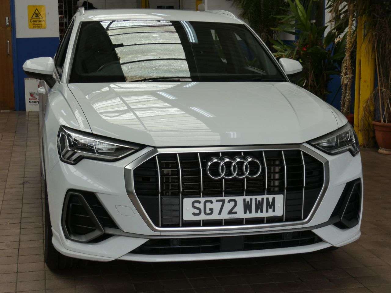 A 2022 AUDI Q3 1.4 TFSIe 45 S line SUV 5dr Petrol Plug-in Hybrid S Tronic Euro 6 (s/s) 13k A 2022 AUDI Q3 1.4 TFSIe 45 S line SUV 5dr Petrol Plug-in Hybrid S Tronic Euro 6 (s/s) 13k