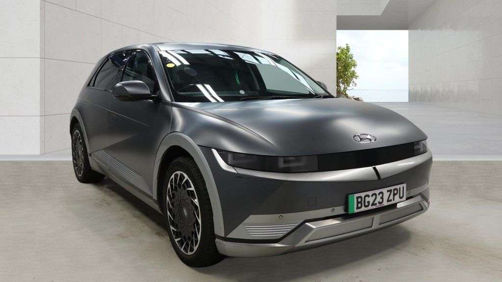 A 2023 HYUNDAI IONIQ 5 77kWh Ultimate Hatchback 5dr Electric Auto (228 ps) STUNNING EXAMPLE SERVIC A 2023 HYUNDAI IONIQ 5 77kWh Ultimate Hatchback 5dr Electric Auto (228 ps) STUNNING EXAMPLE SERVIC