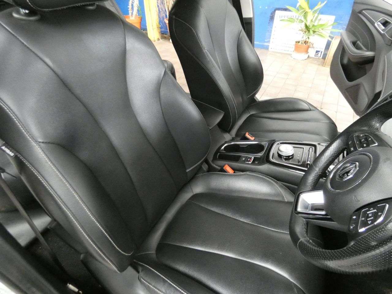 2022 MG MG5 2022 MG MG5
