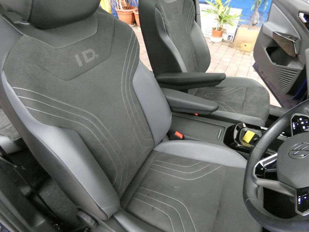 2023 VOLKSWAGEN ID.5 2023 VOLKSWAGEN ID.5