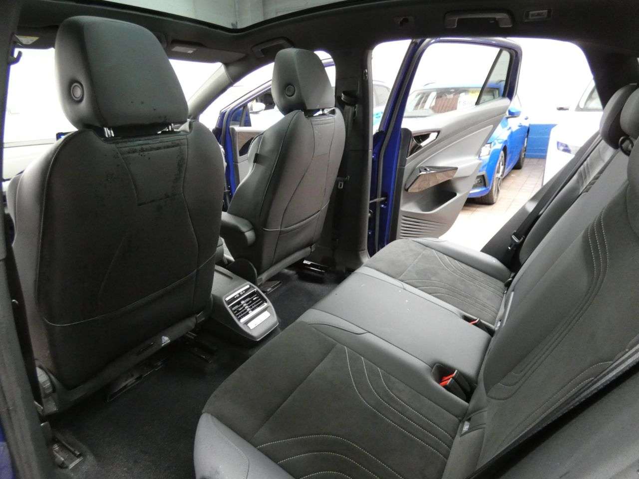 2023 VOLKSWAGEN ID.5 2023 VOLKSWAGEN ID.5
