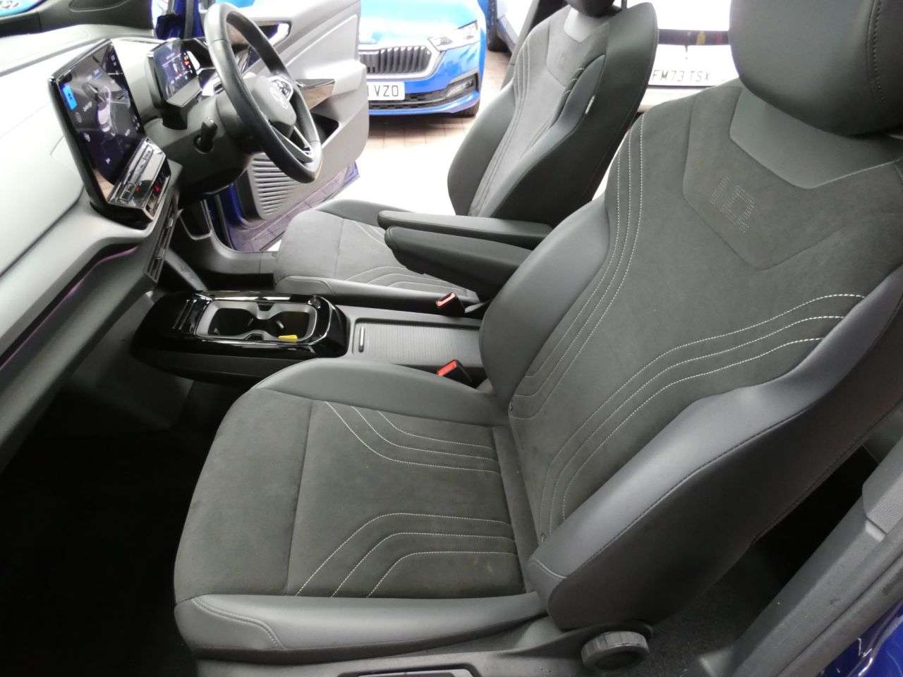 2023 VOLKSWAGEN ID.5 2023 VOLKSWAGEN ID.5