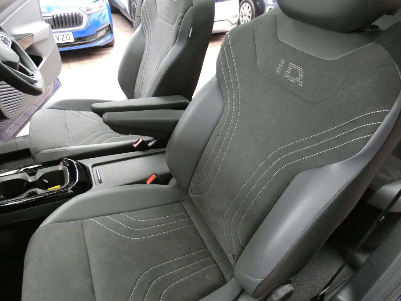 2023 VOLKSWAGEN ID.5 2023 VOLKSWAGEN ID.5