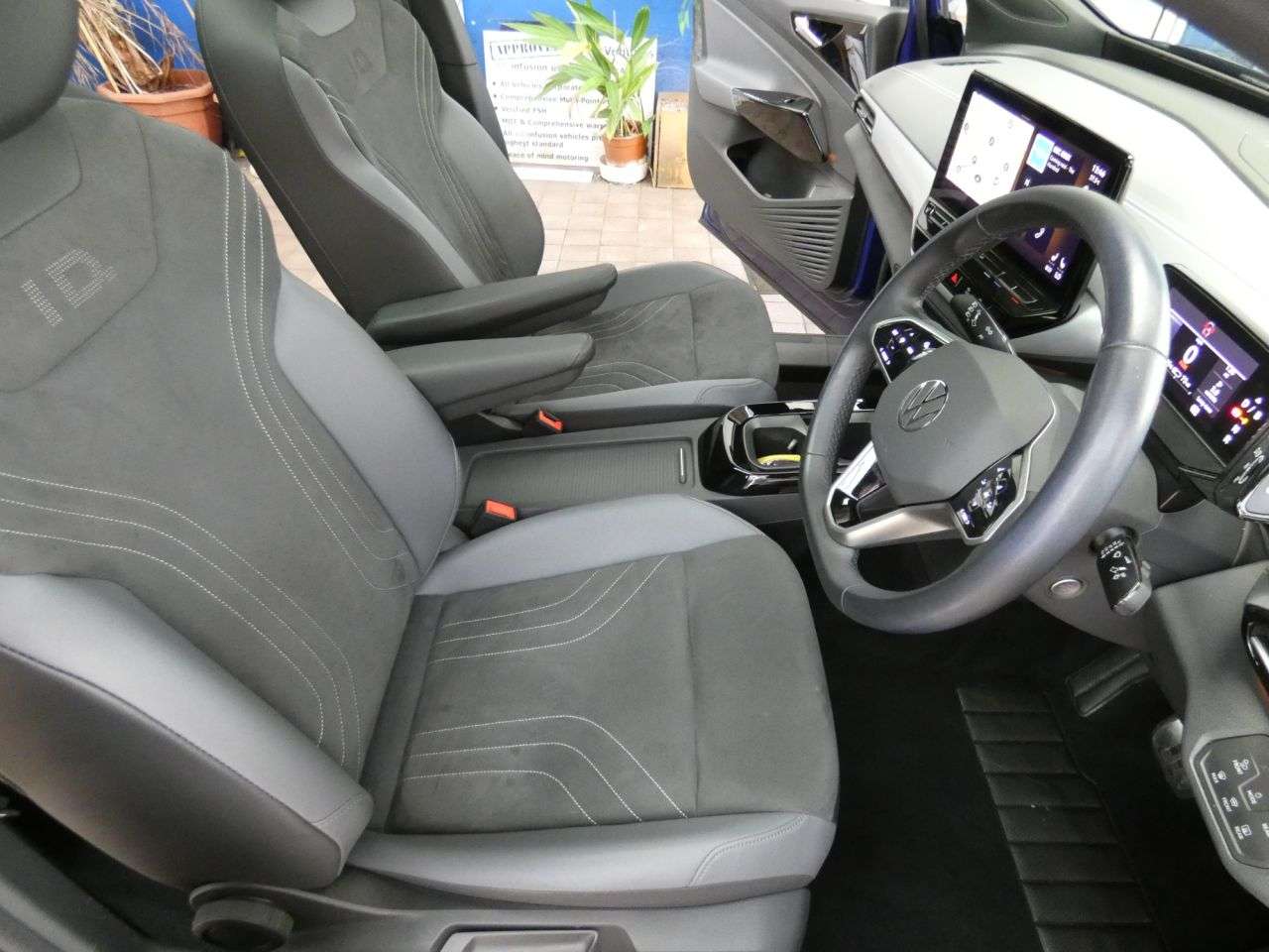 2023 VOLKSWAGEN ID.5 2023 VOLKSWAGEN ID.5