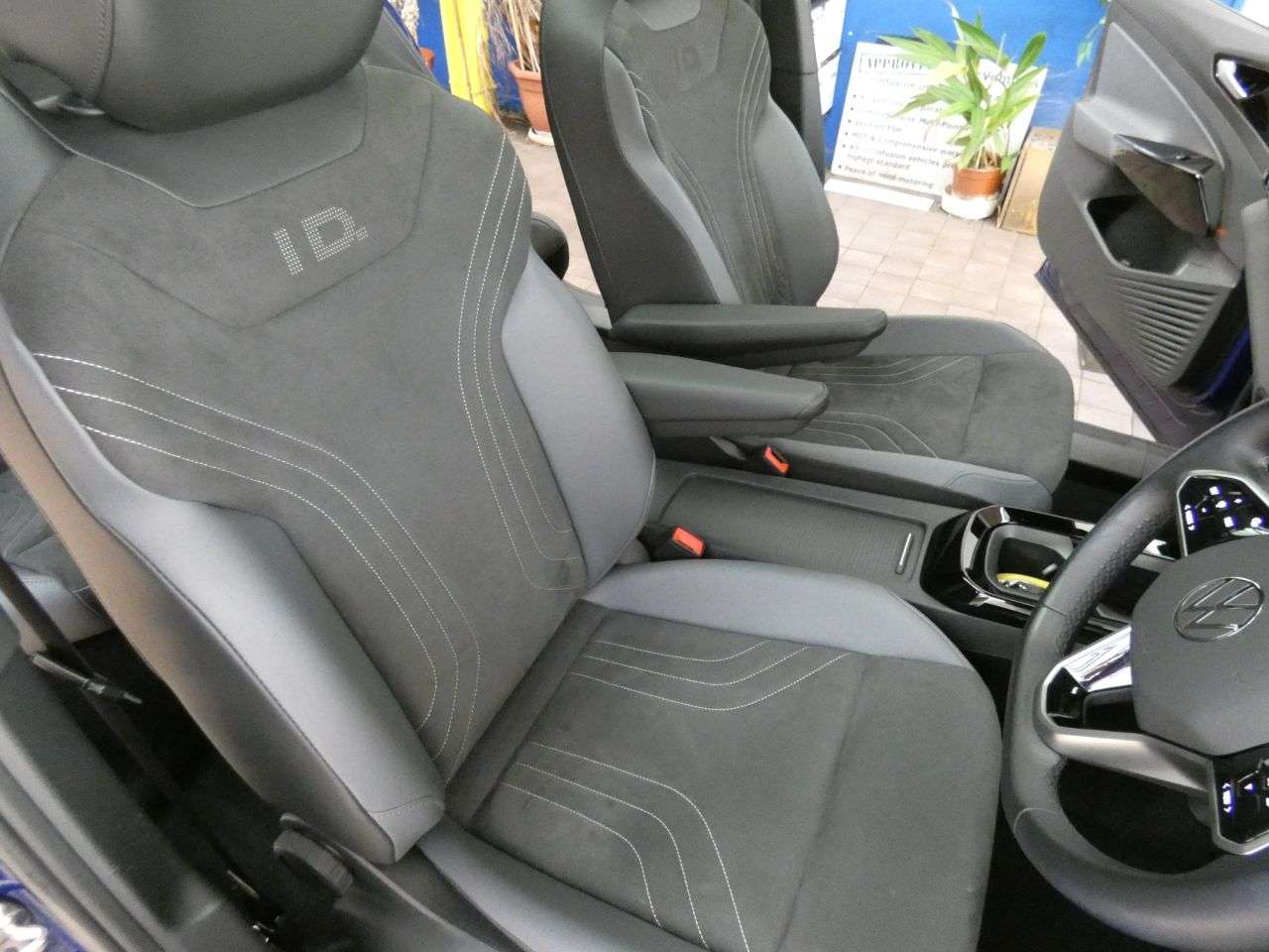 2023 VOLKSWAGEN ID.5 2023 VOLKSWAGEN ID.5