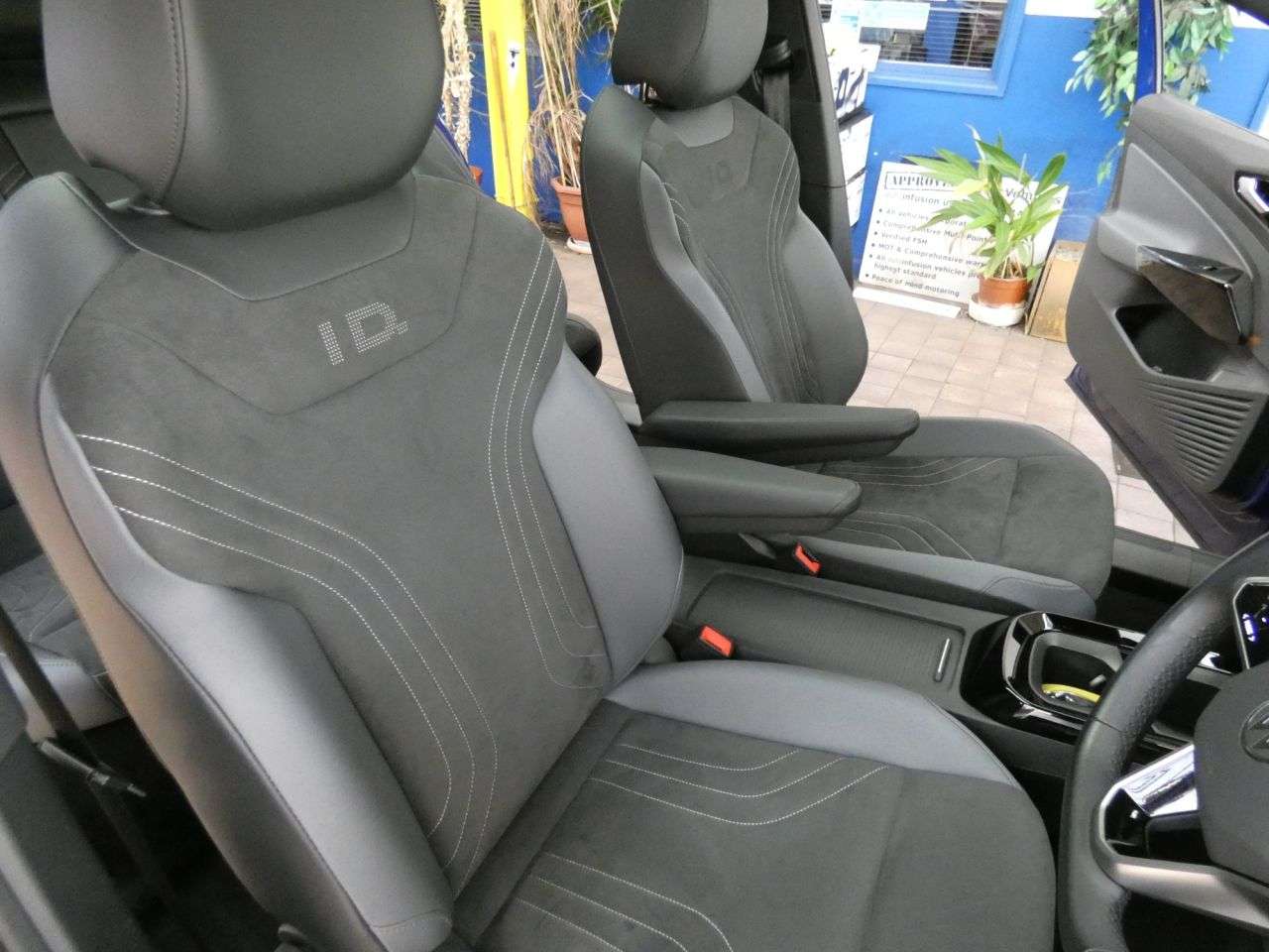 2023 VOLKSWAGEN ID.5 2023 VOLKSWAGEN ID.5