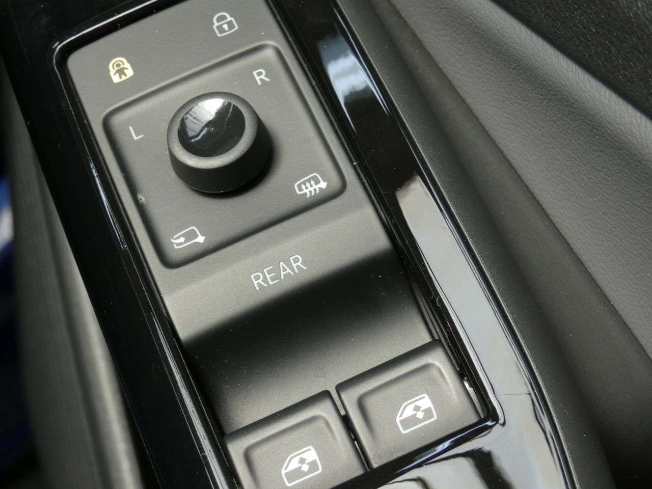 2023 VOLKSWAGEN ID.5 2023 VOLKSWAGEN ID.5