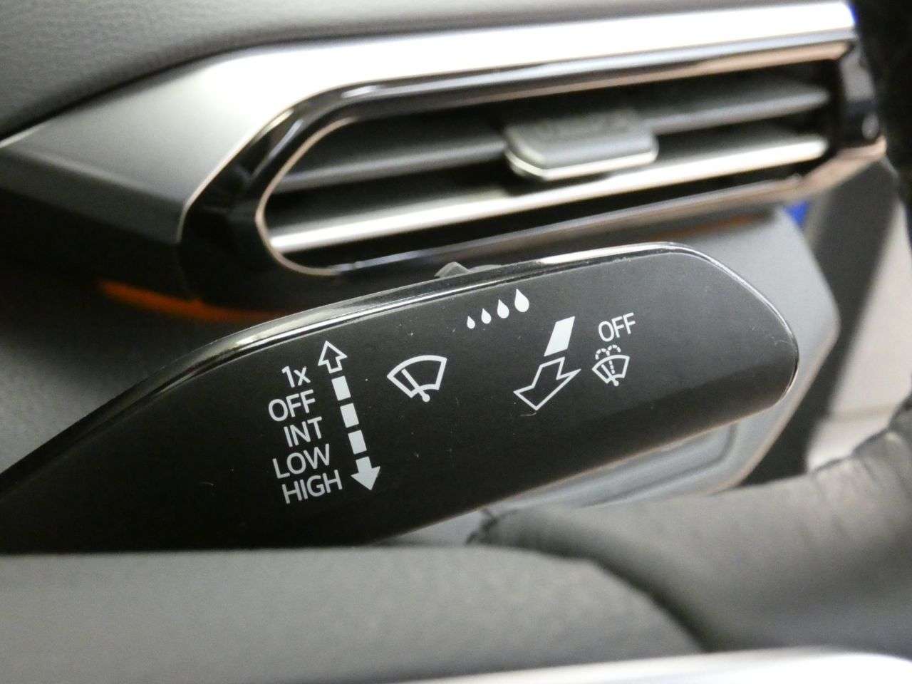 2023 VOLKSWAGEN ID.5 2023 VOLKSWAGEN ID.5