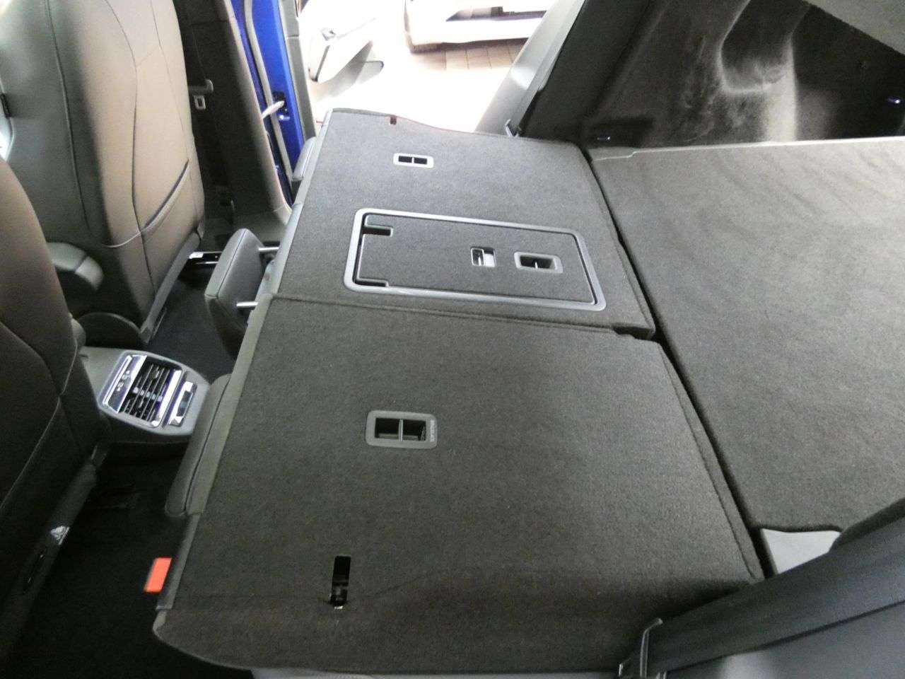 2023 VOLKSWAGEN ID.5 2023 VOLKSWAGEN ID.5