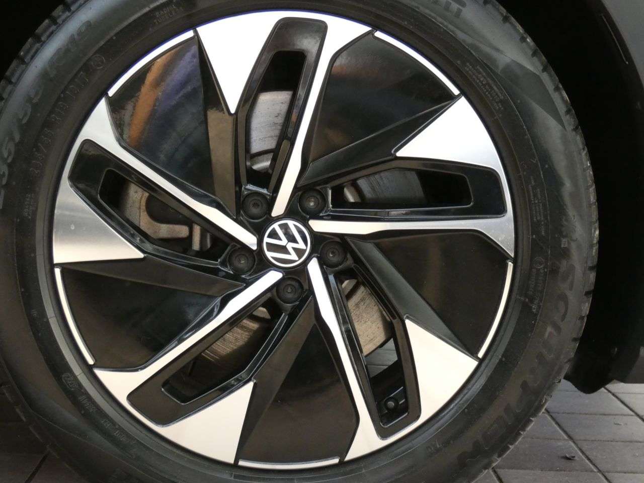 2023 VOLKSWAGEN ID.5 2023 VOLKSWAGEN ID.5