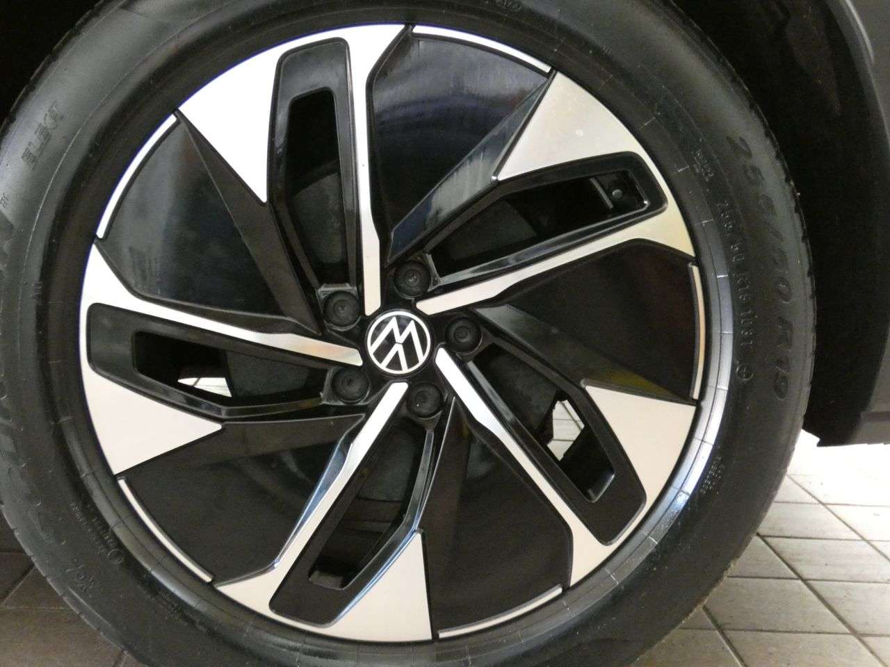 2023 VOLKSWAGEN ID.5 2023 VOLKSWAGEN ID.5