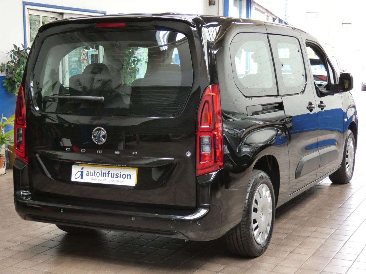 2024 VAUXHALL COMBO LIFE ELECTRIC 2024 VAUXHALL COMBO LIFE ELECTRIC