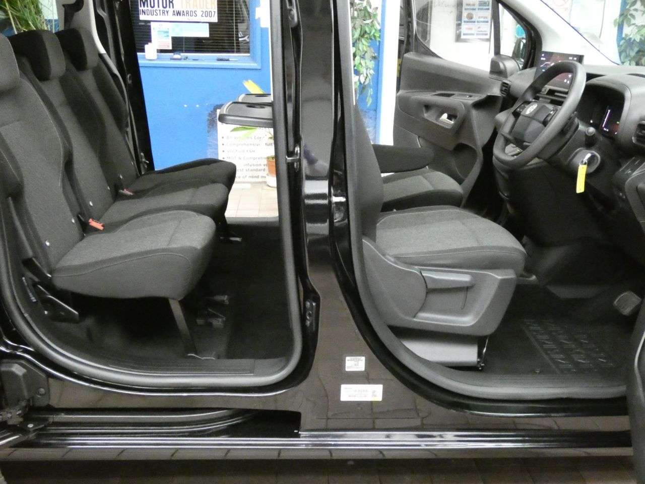 2024 VAUXHALL COMBO LIFE ELECTRIC 2024 VAUXHALL COMBO LIFE ELECTRIC