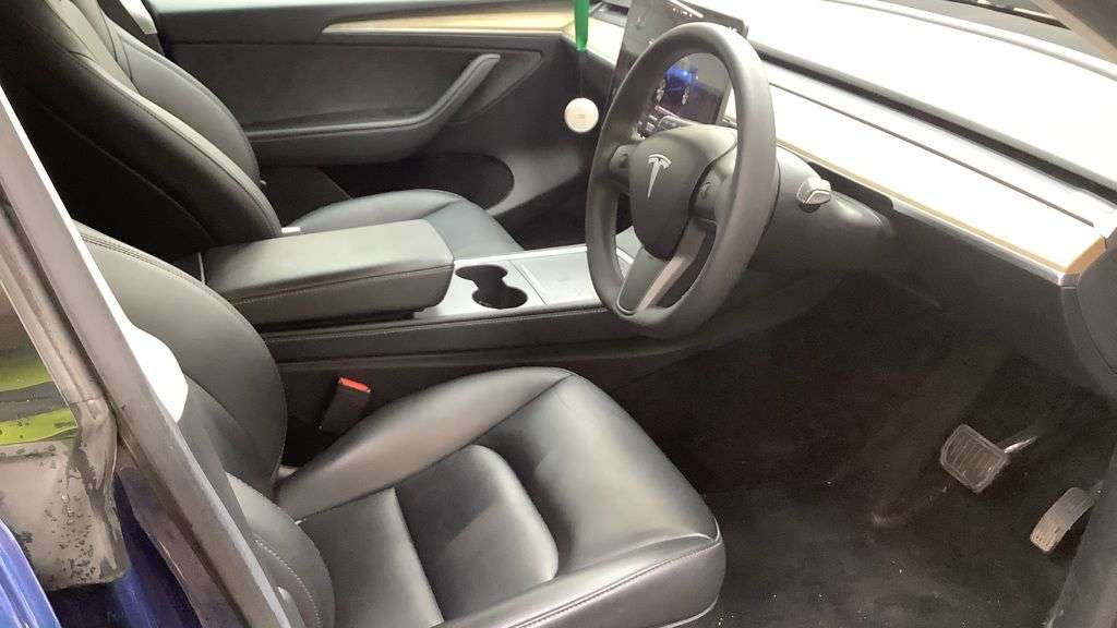 2023 TESLA MODEL Y 2023 TESLA MODEL Y