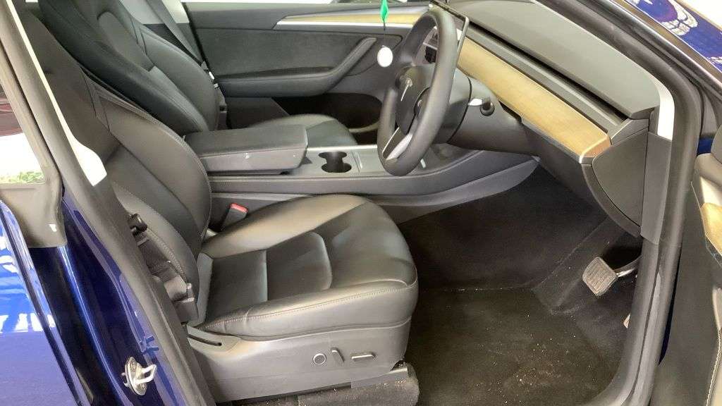 2023 TESLA MODEL Y 2023 TESLA MODEL Y