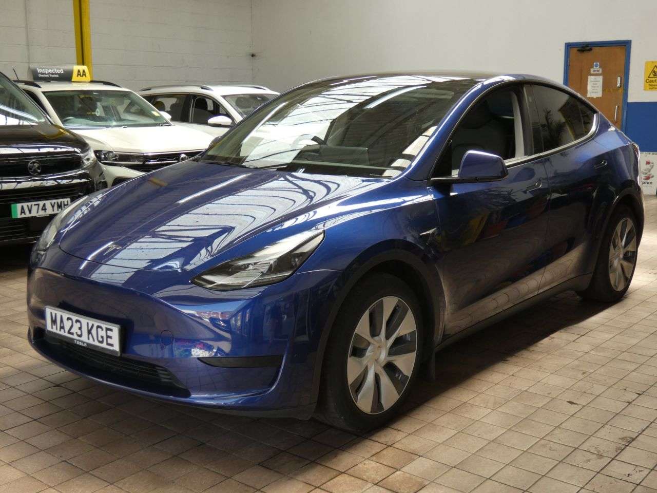 2023 TESLA MODEL Y 2023 TESLA MODEL Y