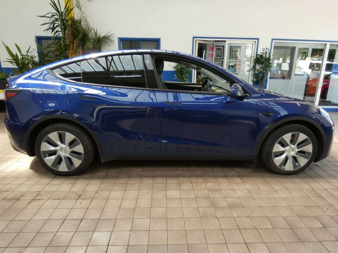 2023 TESLA MODEL Y 2023 TESLA MODEL Y