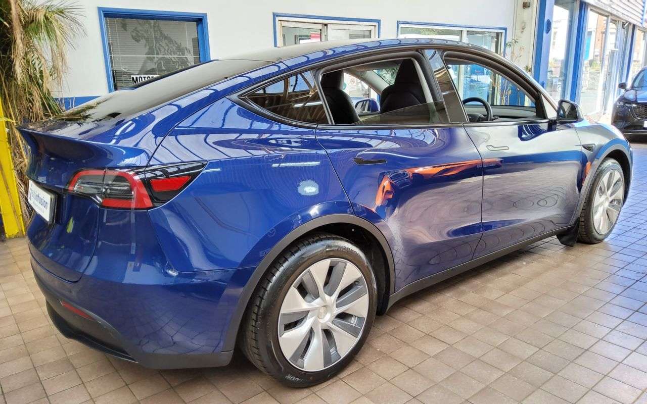 2023 TESLA MODEL Y 2023 TESLA MODEL Y