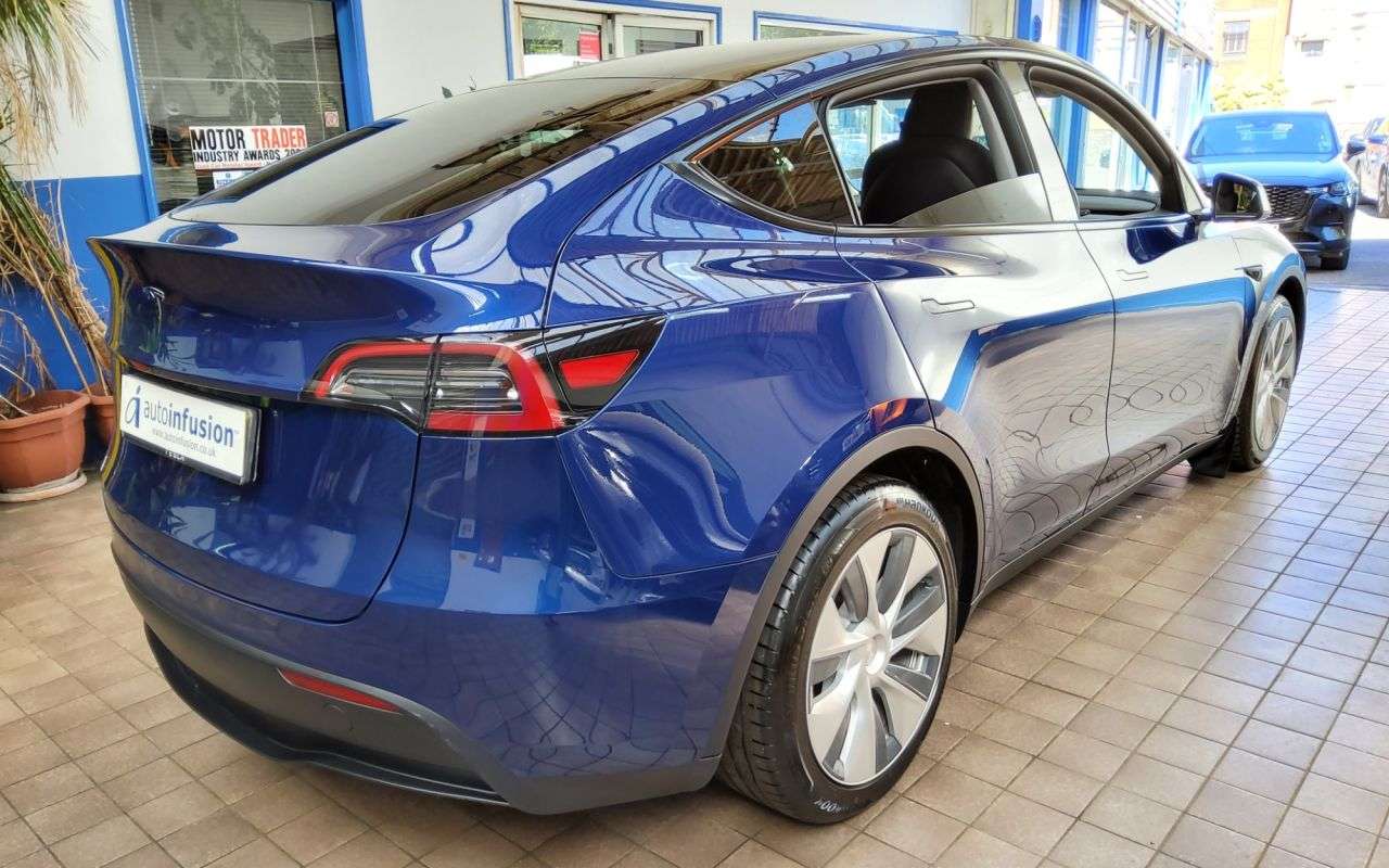 2023 TESLA MODEL Y 2023 TESLA MODEL Y