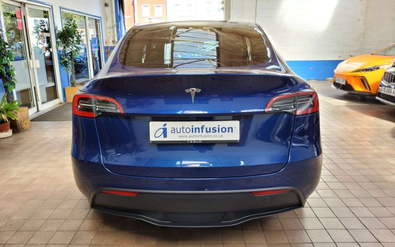 2023 TESLA MODEL Y 2023 TESLA MODEL Y