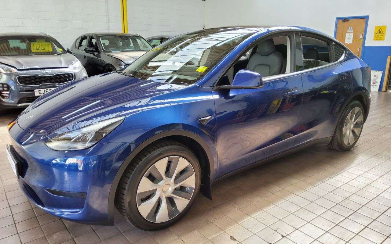 2023 TESLA MODEL Y 2023 TESLA MODEL Y