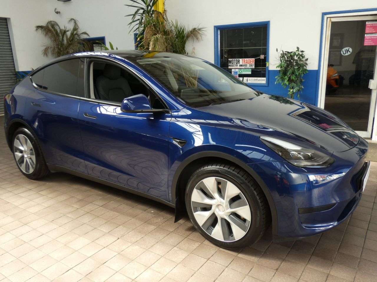 2023 TESLA MODEL Y 2023 TESLA MODEL Y