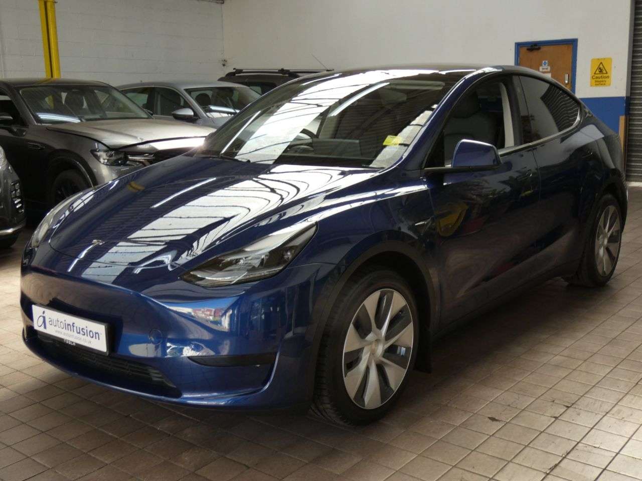 2023 TESLA MODEL Y 2023 TESLA MODEL Y