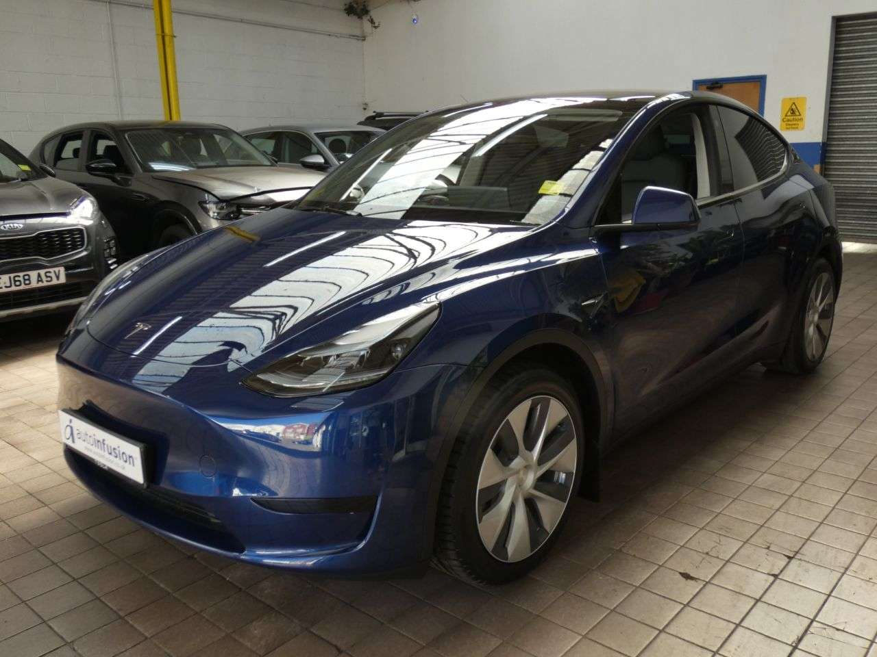 2023 TESLA MODEL Y 2023 TESLA MODEL Y