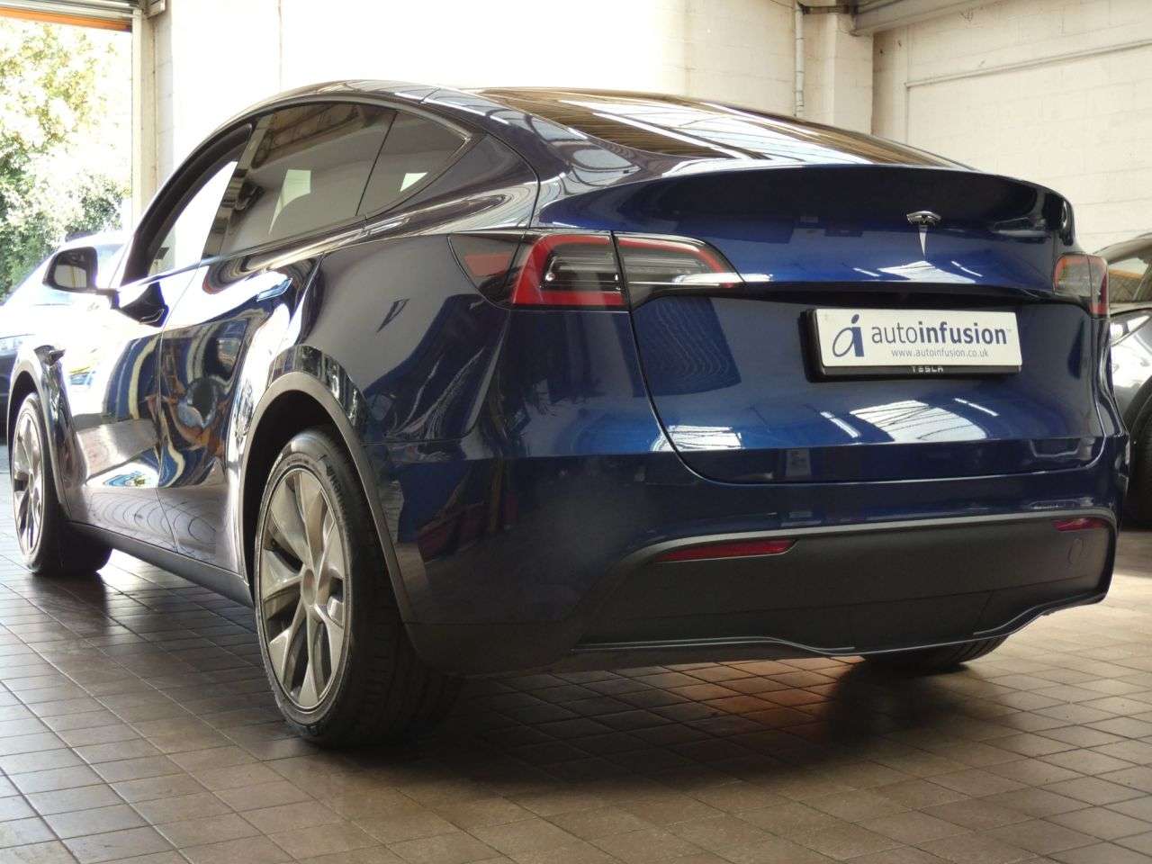 2023 TESLA MODEL Y 2023 TESLA MODEL Y