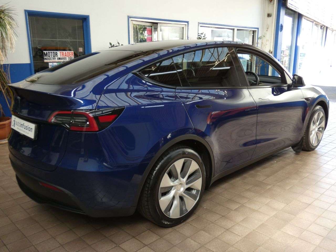 2023 TESLA MODEL Y 2023 TESLA MODEL Y