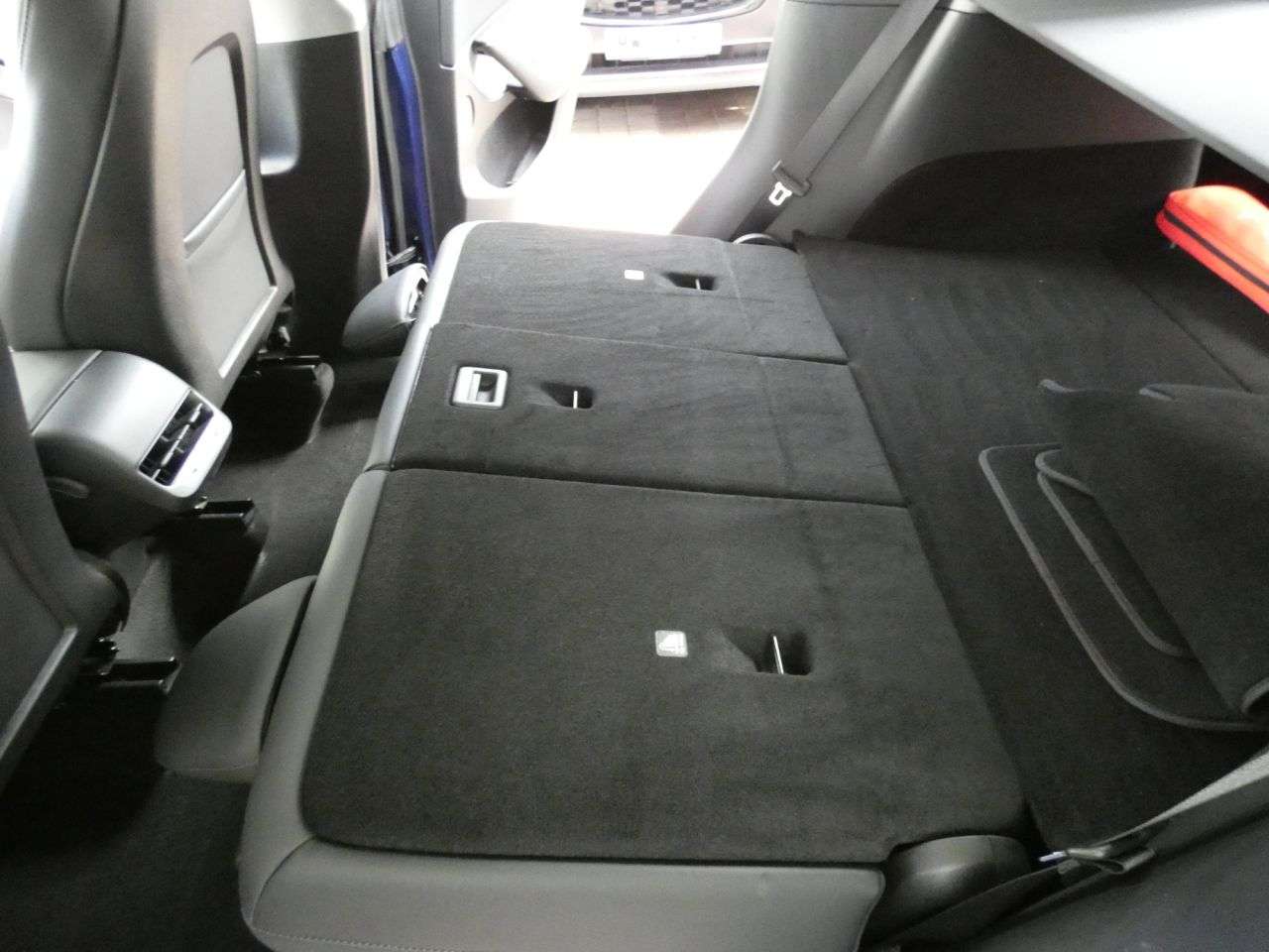 2023 TESLA MODEL Y 2023 TESLA MODEL Y
