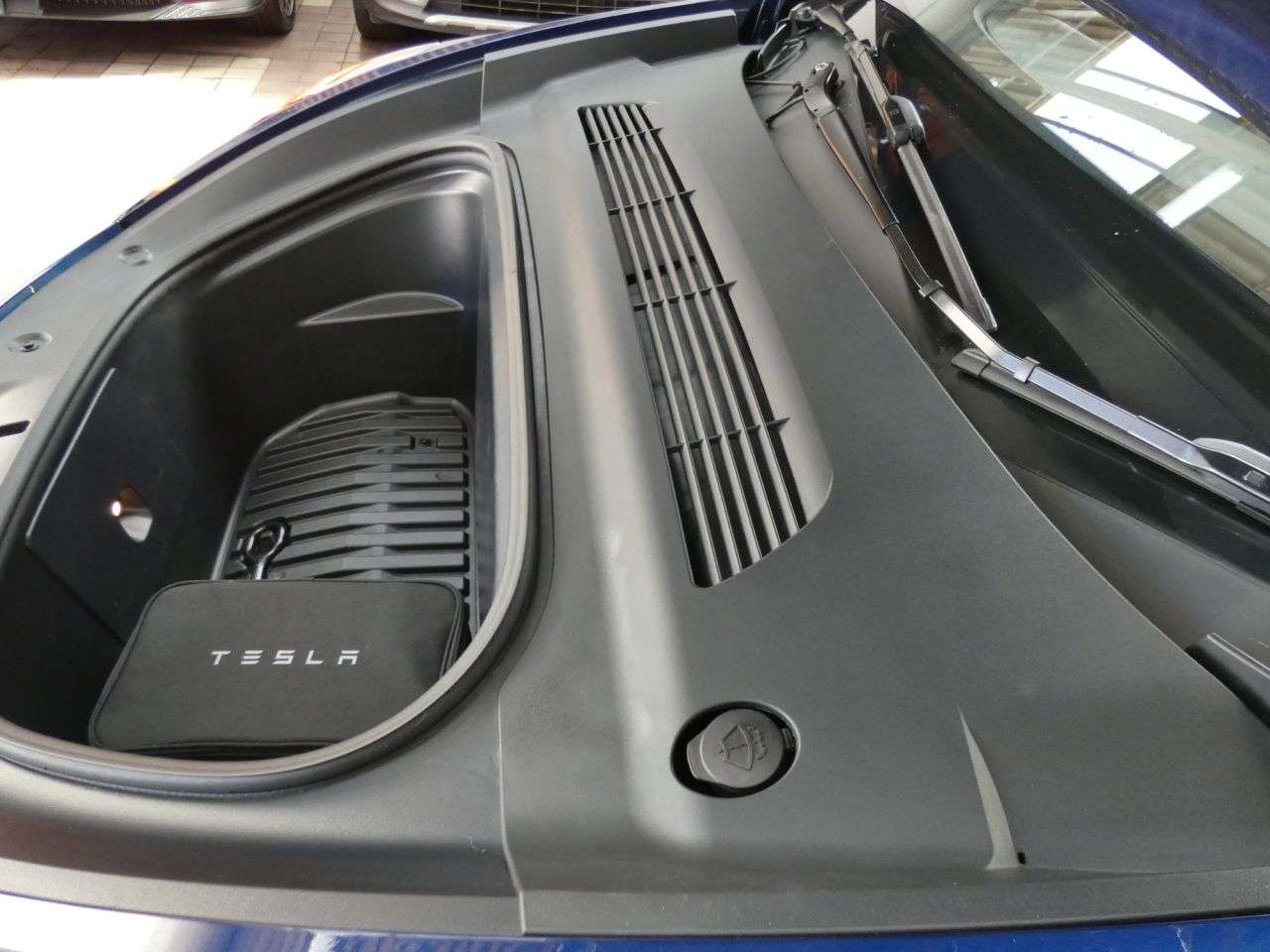 2023 TESLA MODEL Y 2023 TESLA MODEL Y