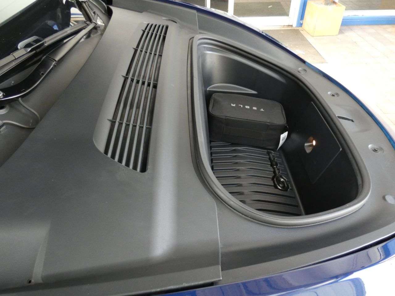 2023 TESLA MODEL Y 2023 TESLA MODEL Y