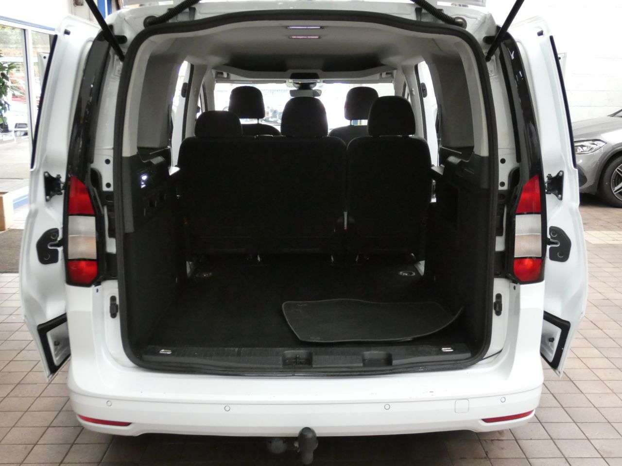 2023 FORD GRAND TOURNEO CONNECT 2023 FORD GRAND TOURNEO CONNECT