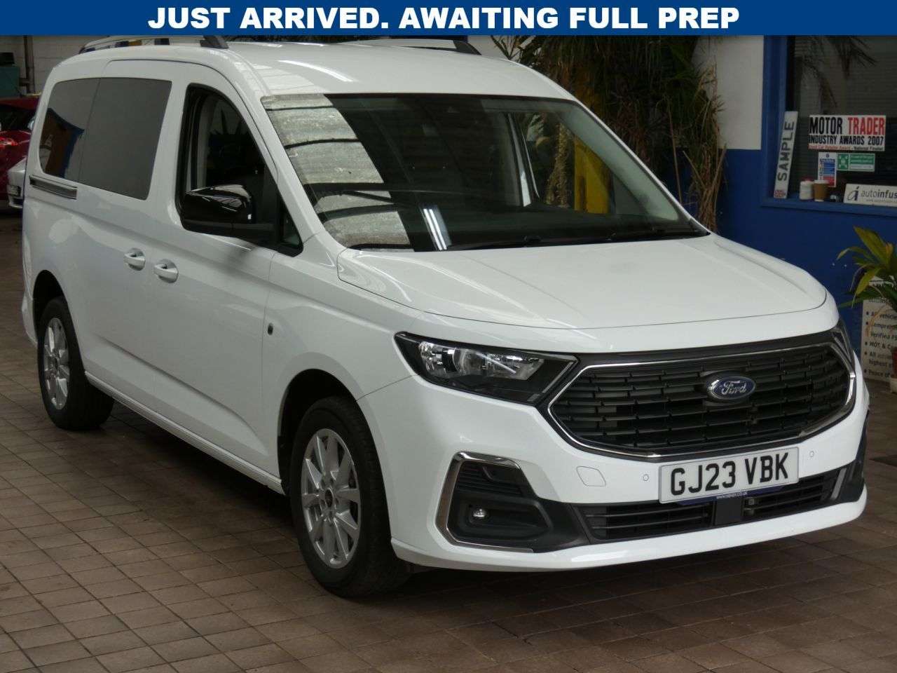 A 2023 FORD GRAND TOURNEO CONNECT 2.0 EcoBlue Titanium MPV 5dr Diesel Manual Euro 6 (s/s) (122 ps) 1 OWNER SE A 2023 FORD GRAND TOURNEO CONNECT 2.0 EcoBlue Titanium MPV 5dr Diesel Manual Euro 6 (s/s) (122 ps) 1 OWNER SE