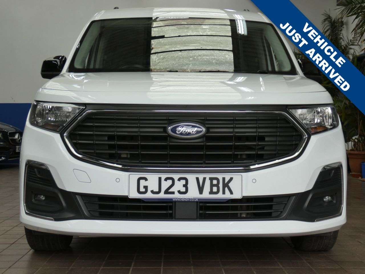 A 2023 FORD GRAND TOURNEO CONNECT 2.0 EcoBlue Titanium MPV 5dr Diesel Manual Euro 6 (s/s) (122 ps) 1 OWNER SE A 2023 FORD GRAND TOURNEO CONNECT 2.0 EcoBlue Titanium MPV 5dr Diesel Manual Euro 6 (s/s) (122 ps) 1 OWNER SE