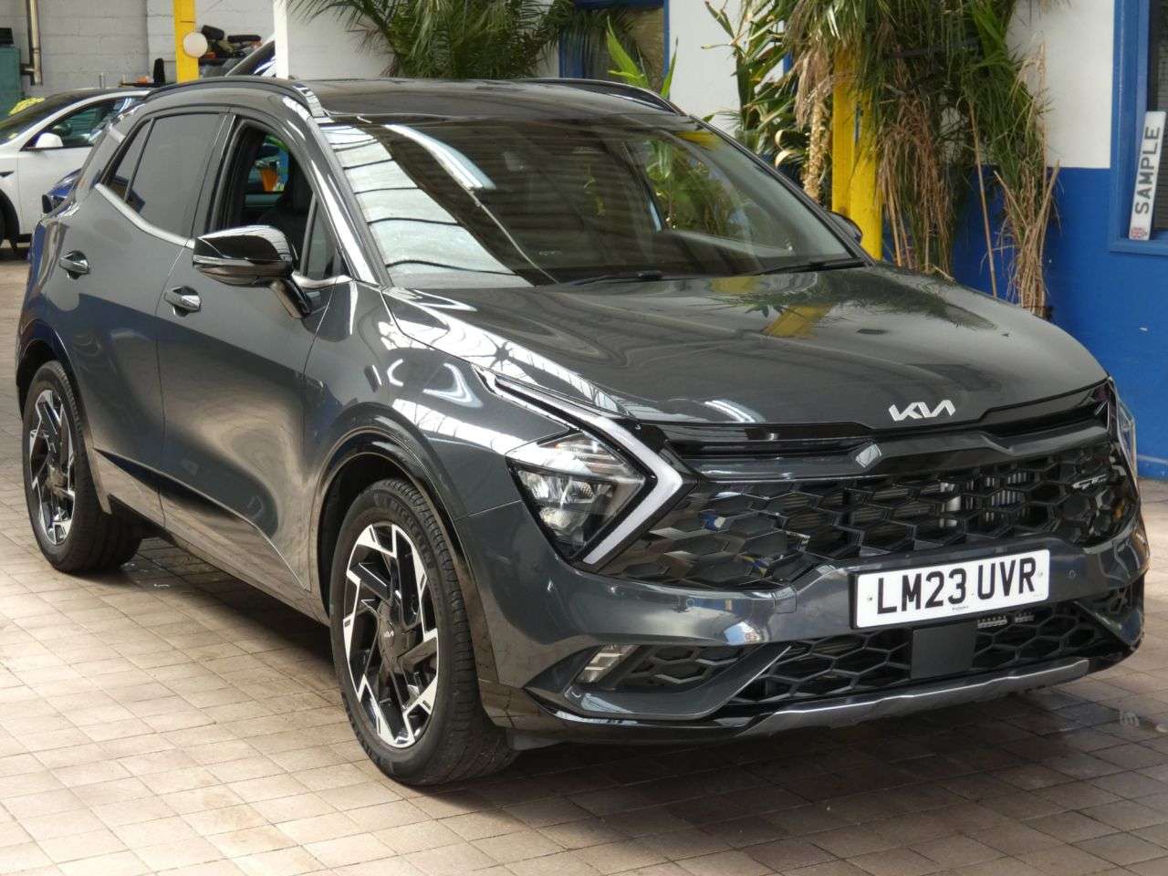 A 2023 KIA SPORTAGE 1.6 T-GDi MHEV GT-Line SUV 5dr Petrol Hybrid DCT Euro 6 (s/s) (148 bhp) LOW A 2023 KIA SPORTAGE 1.6 T-GDi MHEV GT-Line SUV 5dr Petrol Hybrid DCT Euro 6 (s/s) (148 bhp) LOW