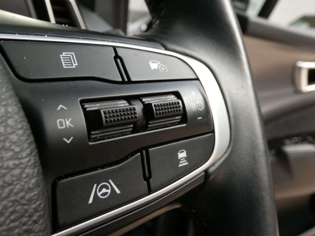 2023 KIA SPORTAGE 2023 KIA SPORTAGE