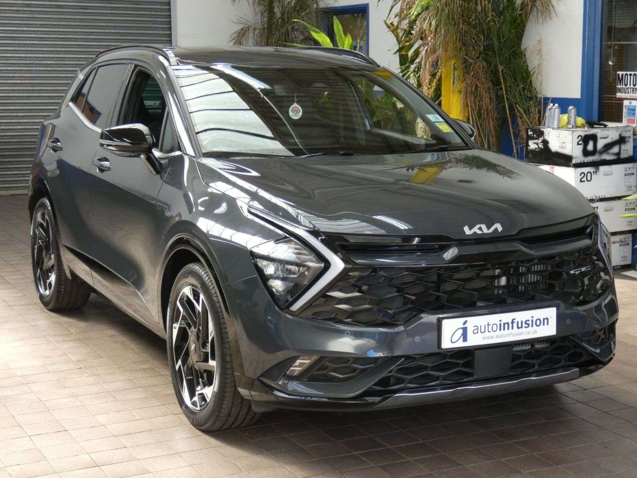 A 2023 KIA SPORTAGE 1.6 T-GDi MHEV GT-Line SUV 5dr Petrol Hybrid DCT Euro 6 (s/s) (148 bhp) LOW A 2023 KIA SPORTAGE 1.6 T-GDi MHEV GT-Line SUV 5dr Petrol Hybrid DCT Euro 6 (s/s) (148 bhp) LOW