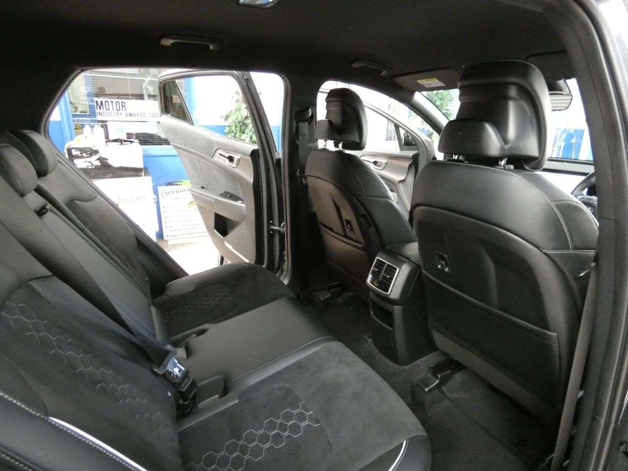 2023 KIA SPORTAGE 2023 KIA SPORTAGE